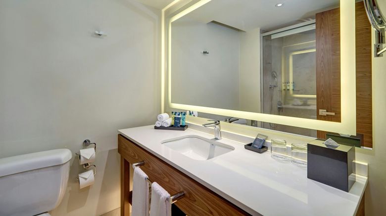 <b>Royalton Grenada Room</b>. Images powered by <a href="https://www.leonardoworldwide.com/" title="Leonardo Worldwide" target="_blank">Leonardo</a>.