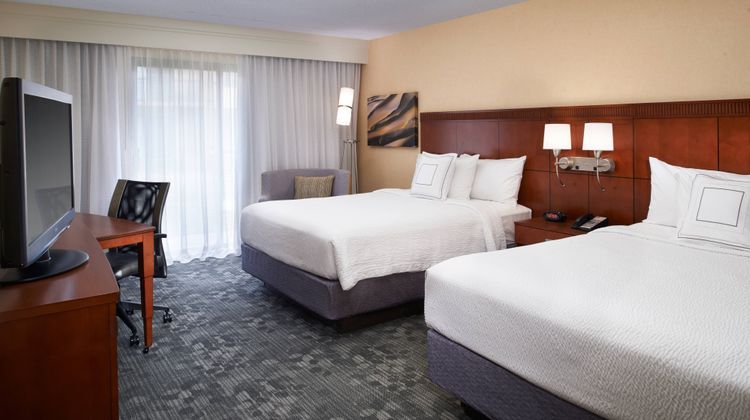 Courtyard by Marriott Detroit Warren Room