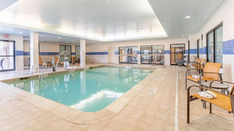 <b>Courtyard Burlington Williston Marriott Pool</b>. Images powered by <a href="https://www.leonardoworldwide.com/" title="Leonardo Worldwide" target="_blank">Leonardo</a>.