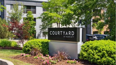 Courtyard Burlington Williston Marriott