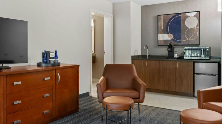 Courtyard Burlington Williston Marriott Suite