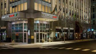 Courtyard Magnificent Mile