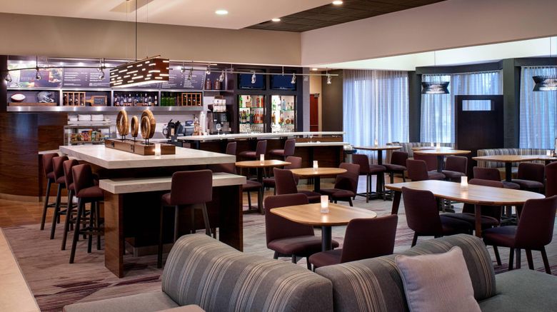 <b>Courtyard Detroit Metro Airport Romulus Restaurant</b>. Images powered by <a href="https://www.leonardoworldwide.com/" title="Leonardo Worldwide" target="_blank">Leonardo</a>.