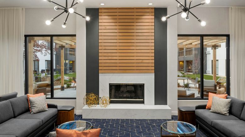 <b>Courtyard Boise Downtown Lobby</b>. Images powered by <a href="https://www.leonardoworldwide.com/" title="Leonardo Worldwide" target="_blank">Leonardo</a>.