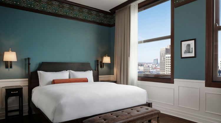 Hotel David Whitney Autograph Collection Room