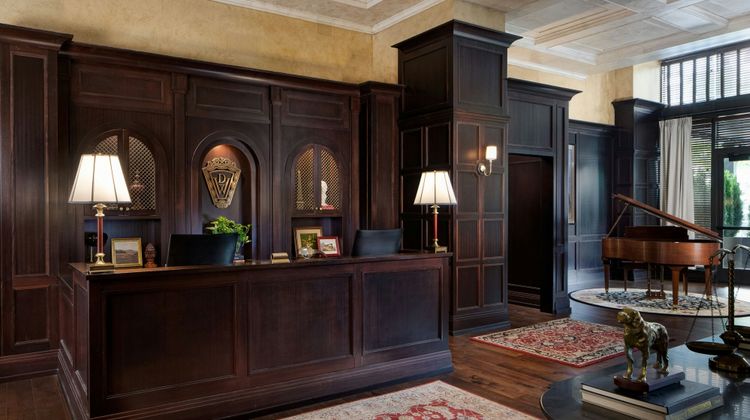 Hotel David Whitney Autograph Collection Lobby