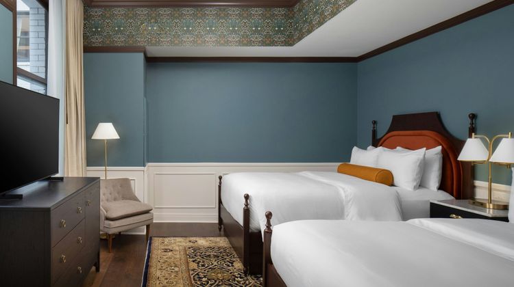 Hotel David Whitney Autograph Collection Room