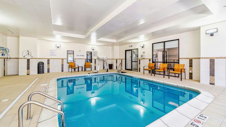 <b>Courtyard Biloxi North/D'Iberville Pool</b>. Images powered by <a href="https://www.leonardoworldwide.com/" title="Leonardo Worldwide" target="_blank">Leonardo</a>.