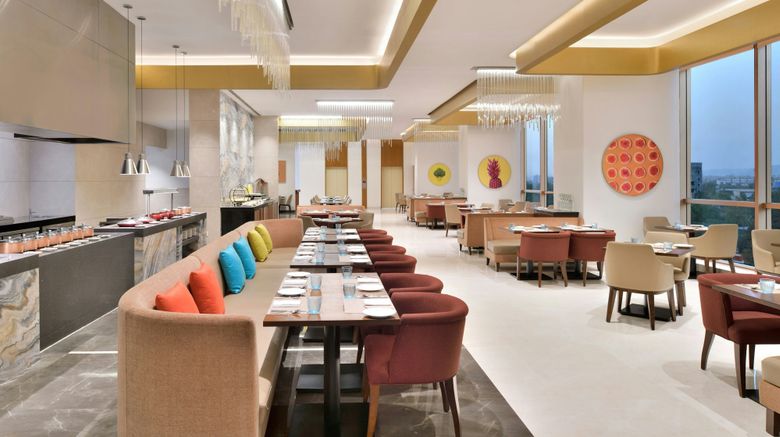 <b>Courtyard By Marriott Navi Mumbai Restaurant</b>. Images powered by <a href="https://www.leonardoworldwide.com/" title="Leonardo Worldwide" target="_blank">Leonardo</a>.