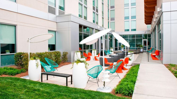 Aloft Charlotte Ballantyne Exterior