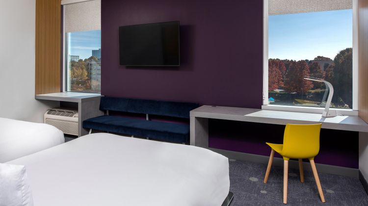 Aloft Charlotte Ballantyne Room