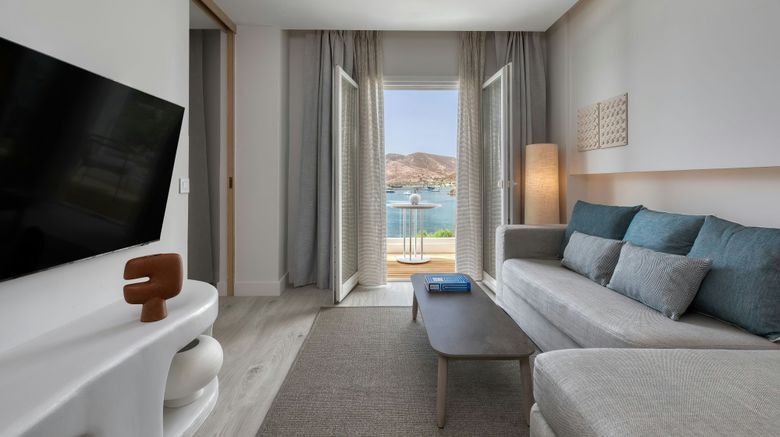 <b>Patmos Aktis Suites & Spa Room</b>. Images powered by <a href="https://www.leonardoworldwide.com/" title="Leonardo Worldwide" target="_blank">Leonardo</a>.