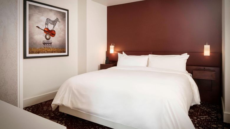 <b>Elizabeth Hotel, Autograph Collection Room</b>. Images powered by <a href="https://www.leonardoworldwide.com/" title="Leonardo Worldwide" target="_blank">Leonardo</a>.