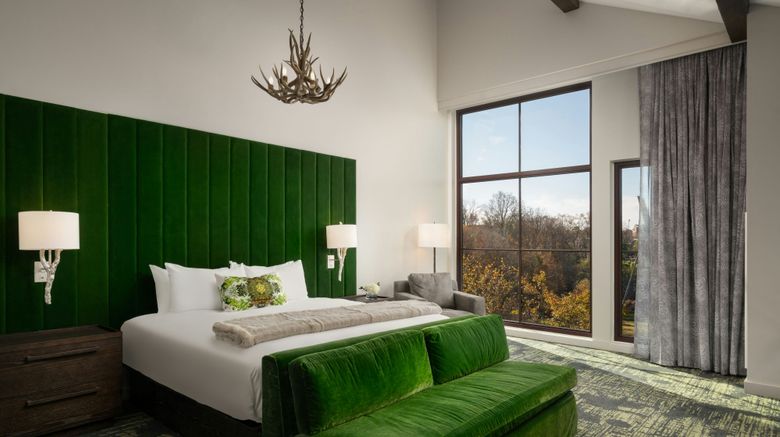 <b>Grand Bohemian Lodge Greenville Suite</b>. Images powered by <a href="https://www.leonardoworldwide.com/" title="Leonardo Worldwide" target="_blank">Leonardo</a>.