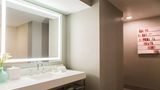 <b>Renaissance Chicago Downtown Hotel Room</b>. Images powered by <a href="https://www.leonardoworldwide.com/" title="Leonardo Worldwide" target="_blank">Leonardo</a>.