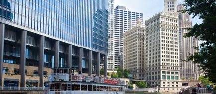 Renaissance Chicago Downtown Hotel Exterior