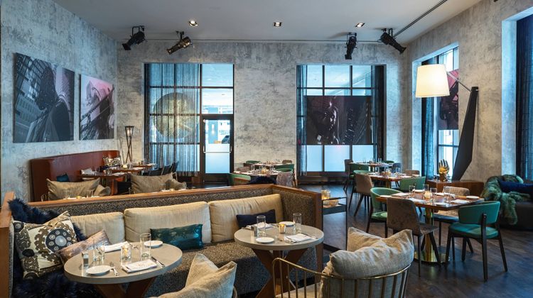 Renaissance Chicago Downtown Hotel Restaurant