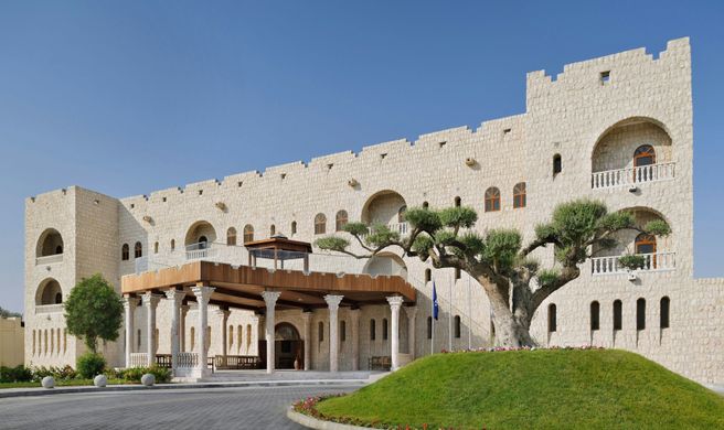 Al Samriya Hotel Doha Exterior