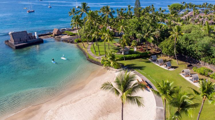 Courtyard King Kamehameha's Kona Beach Exterior