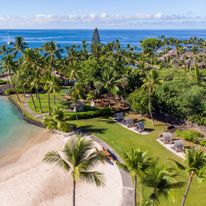 Courtyard King Kamehameha's Kona Beach