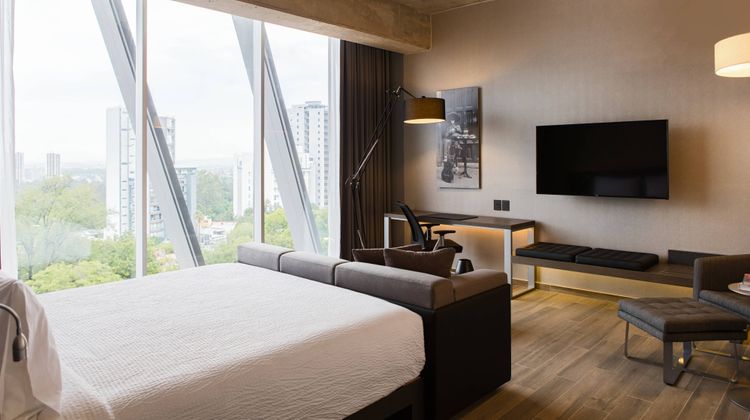 AC Hotel by Marriott Guadalajara Suite
