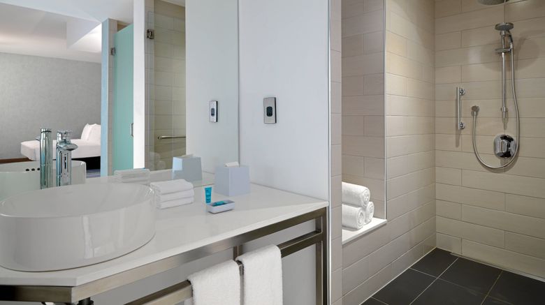<b>Aloft Palm Jumeirah Room</b>. Images powered by <a href="https://www.leonardoworldwide.com/" title="Leonardo Worldwide" target="_blank">Leonardo</a>.