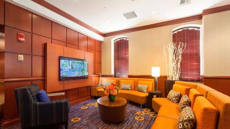 Courtyard by Marriott at Copley Square Lobby