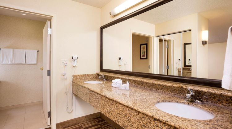 Courtyard by Marriott Boston/Natick Room