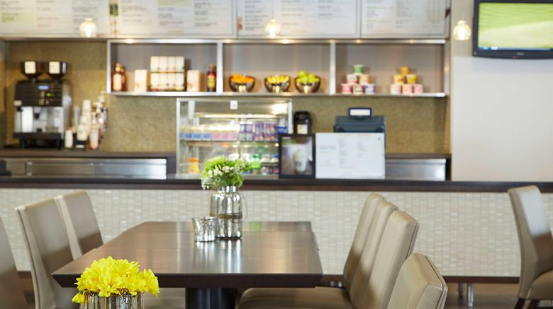 <b>Courtyard by Marriott Boston/Natick Restaurant</b>. Images powered by <a href="https://www.leonardoworldwide.com/" title="Leonardo Worldwide" target="_blank">Leonardo</a>.