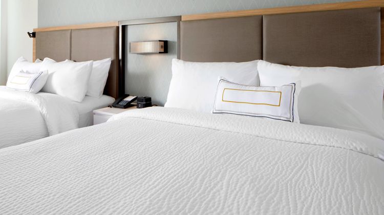 SpringHill Suites Columbus Easton Area Suite