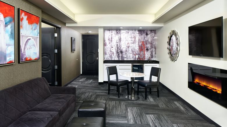 <b>The Davenport Grand-Autograph Collection Room</b>. Images powered by <a href="https://www.leonardoworldwide.com/" title="Leonardo Worldwide" target="_blank">Leonardo</a>.
