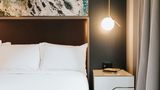 Renaissance Saint Elm Dallas Downtown Room