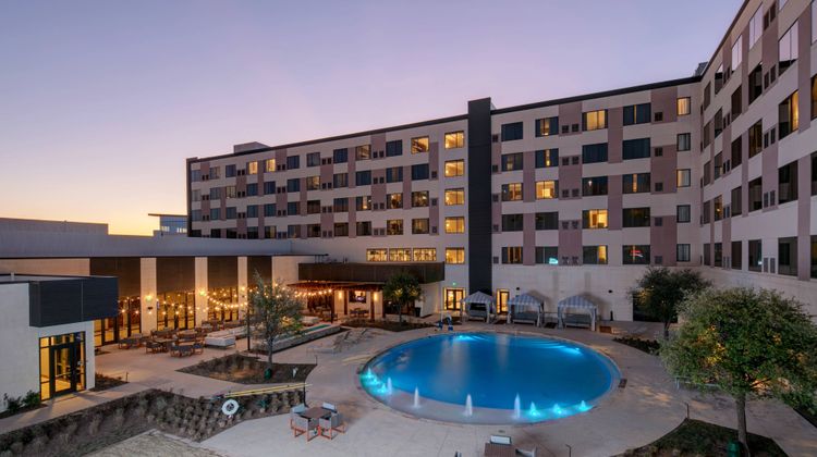 Marriott Dallas Hotel &Conference Center Pool