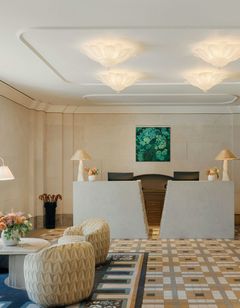 Stradom House, Autograph Collection