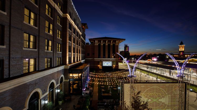 Hotel Vin, Autograph Collection Exterior