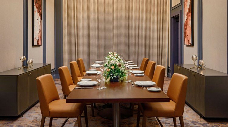 Hotel Vin, Autograph Collection Restaurant