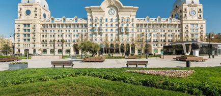 Courtyard Baku Exterior