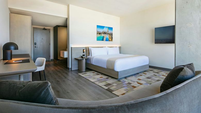 <b>AC Hotel Downtown Los Angeles Suite</b>. Images powered by <a href="https://www.leonardoworldwide.com/" title="Leonardo Worldwide" target="_blank">Leonardo</a>.