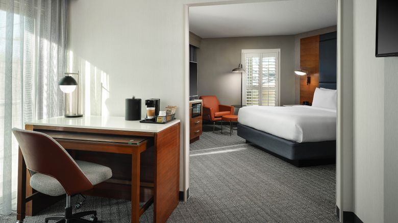 <b>Courtyard Los Angeles Century City Suite</b>. Images powered by <a href="https://www.leonardoworldwide.com/" title="Leonardo Worldwide" target="_blank">Leonardo</a>.