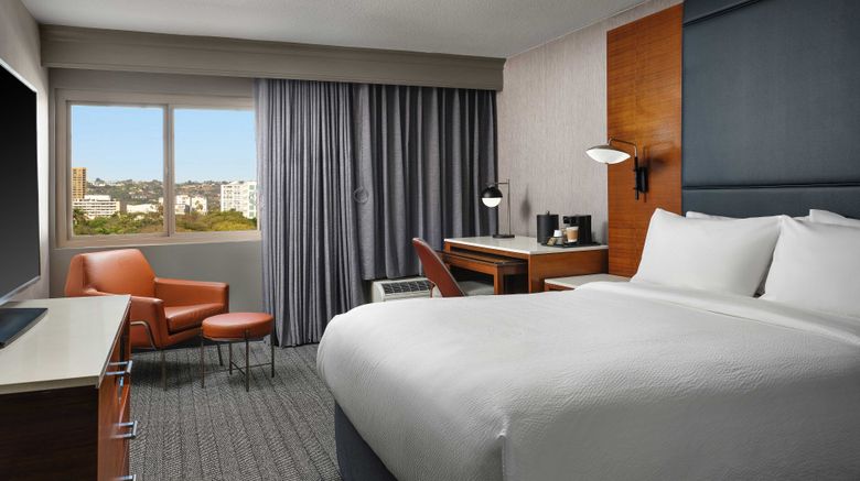 <b>Courtyard Los Angeles Century City Room</b>. Images powered by <a href="https://www.leonardoworldwide.com/" title="Leonardo Worldwide" target="_blank">Leonardo</a>.