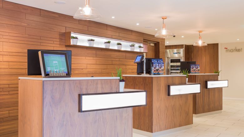 <b>Courtyard by Marriott Glasgow Airport Lobby</b>. Images powered by <a href="https://www.leonardoworldwide.com/" title="Leonardo Worldwide" target="_blank">Leonardo</a>.