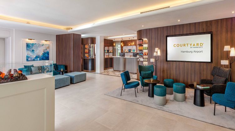 Courtyard by Marriott Hamburg Airport Lobby