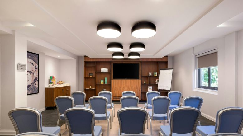 <b>Courtyard by Marriott Glasgow Airport Meeting</b>. Images powered by <a href="https://www.leonardoworldwide.com/" title="Leonardo Worldwide" target="_blank">Leonardo</a>.