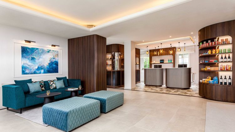 Courtyard by Marriott Hamburg Airport Lobby