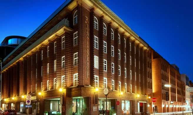 Renaissance Hamburg Hotel Exterior