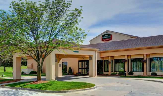 Courtyard Des Moines West/Clive Exterior