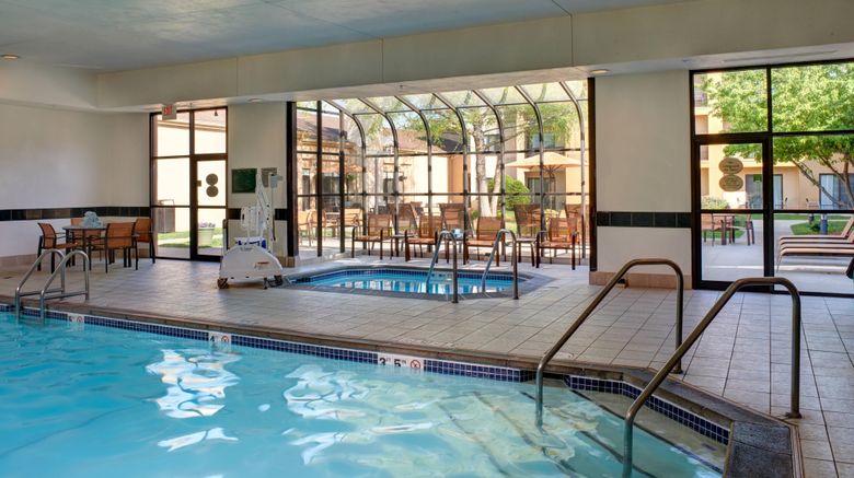 <b>Courtyard Des Moines West/Clive Pool</b>. Images powered by <a href="https://www.leonardoworldwide.com/" title="Leonardo Worldwide" target="_blank">Leonardo</a>.