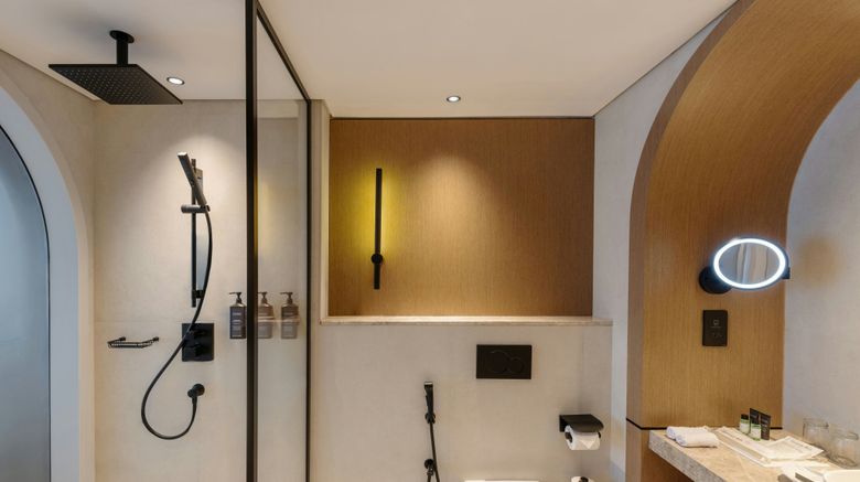 <b>Sheraton Jumeirah Beach Resort Room</b>. Images powered by <a href="https://www.leonardoworldwide.com/" title="Leonardo Worldwide" target="_blank">Leonardo</a>.