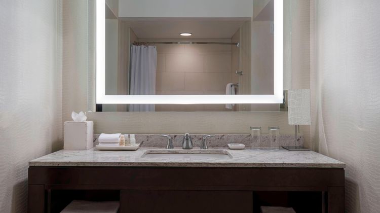 Renaissance Baton Rouge Hotel Room
