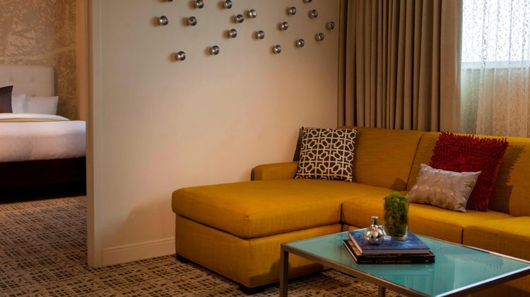 Renaissance Baton Rouge Hotel Suite